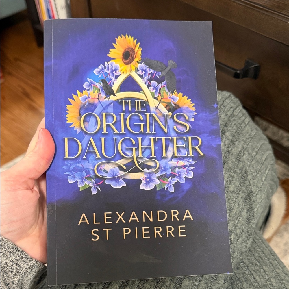 The Origin's Daughter by Alexandra St Pierre - Blue & Gold Cover